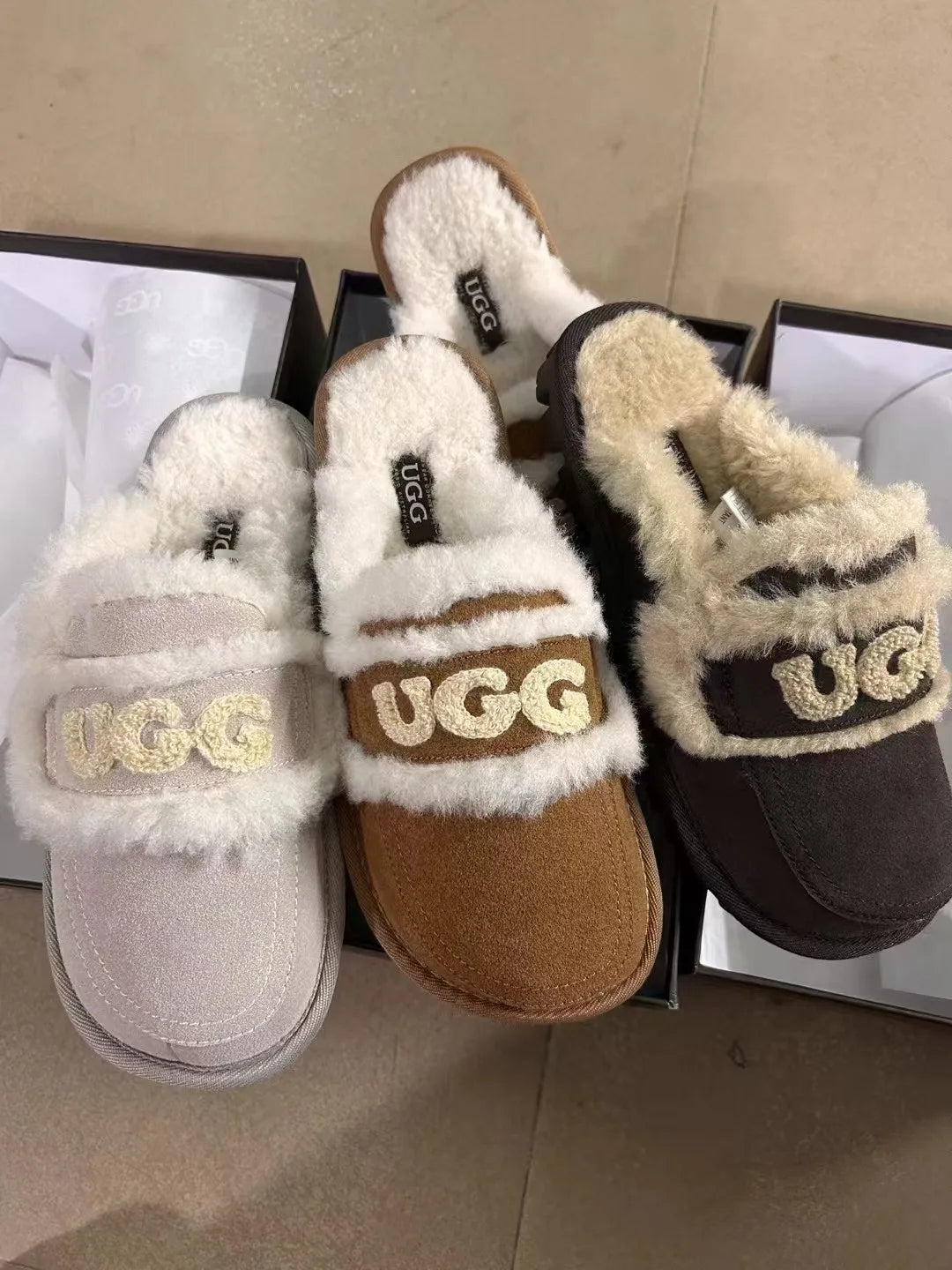 FASHION FUR SLIDES